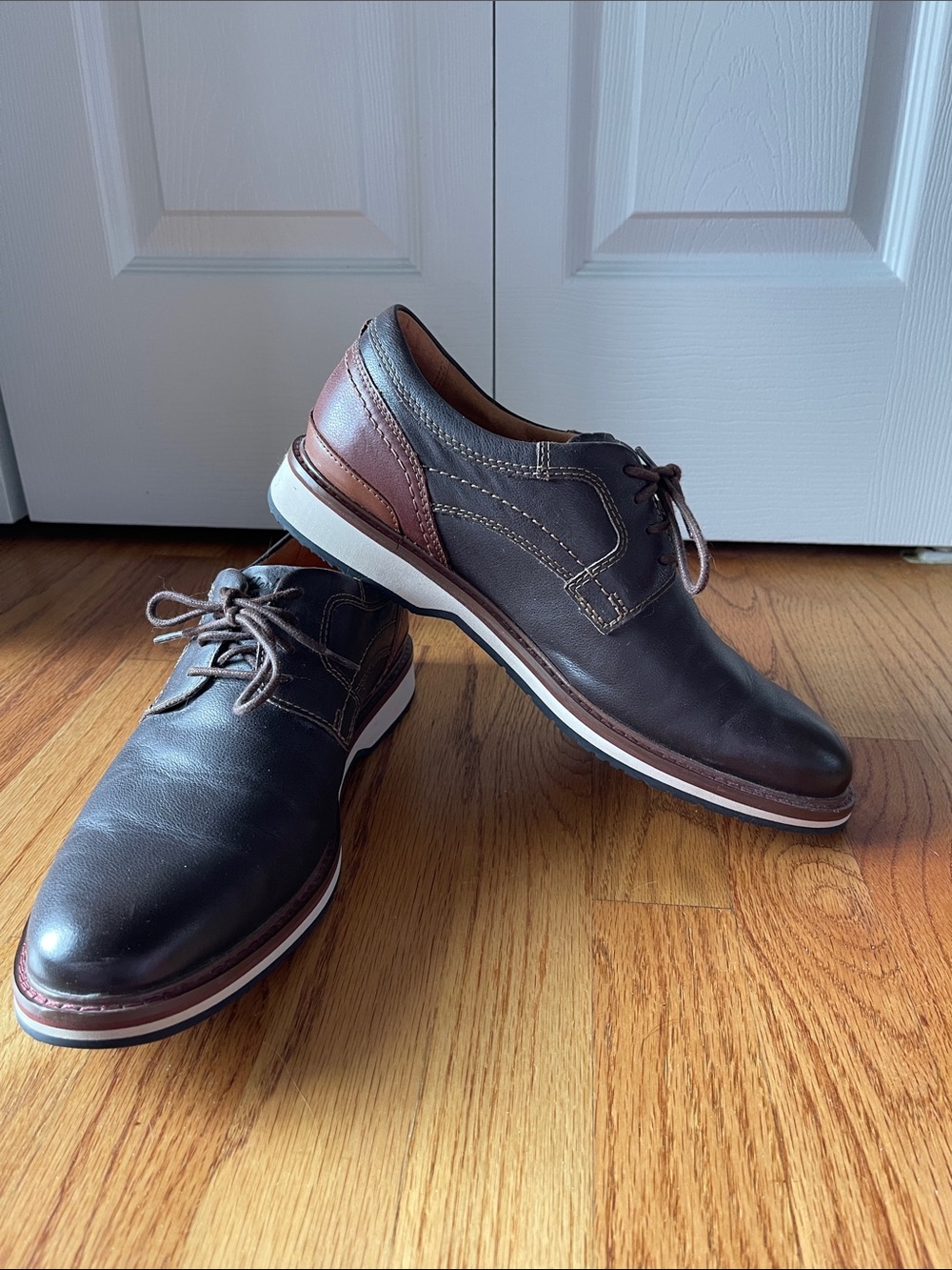Clarks Men's Brown Leather Casual Lace-Up Shoes